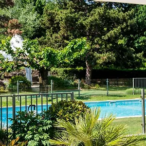 https://best-western-clos-syrah.hotels-rhonealpes.com